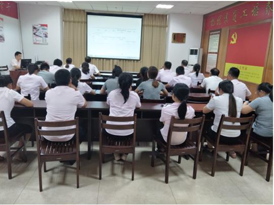 爱游戏在线（中国）顺利开展2019年工程系列 职称申报培训会